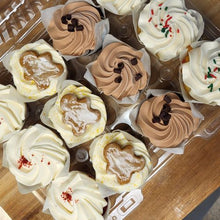 Load image into Gallery viewer, Holiday Cupcake Sampler
